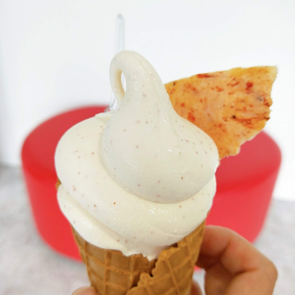 めんたいパークびわ湖の明太ソフト