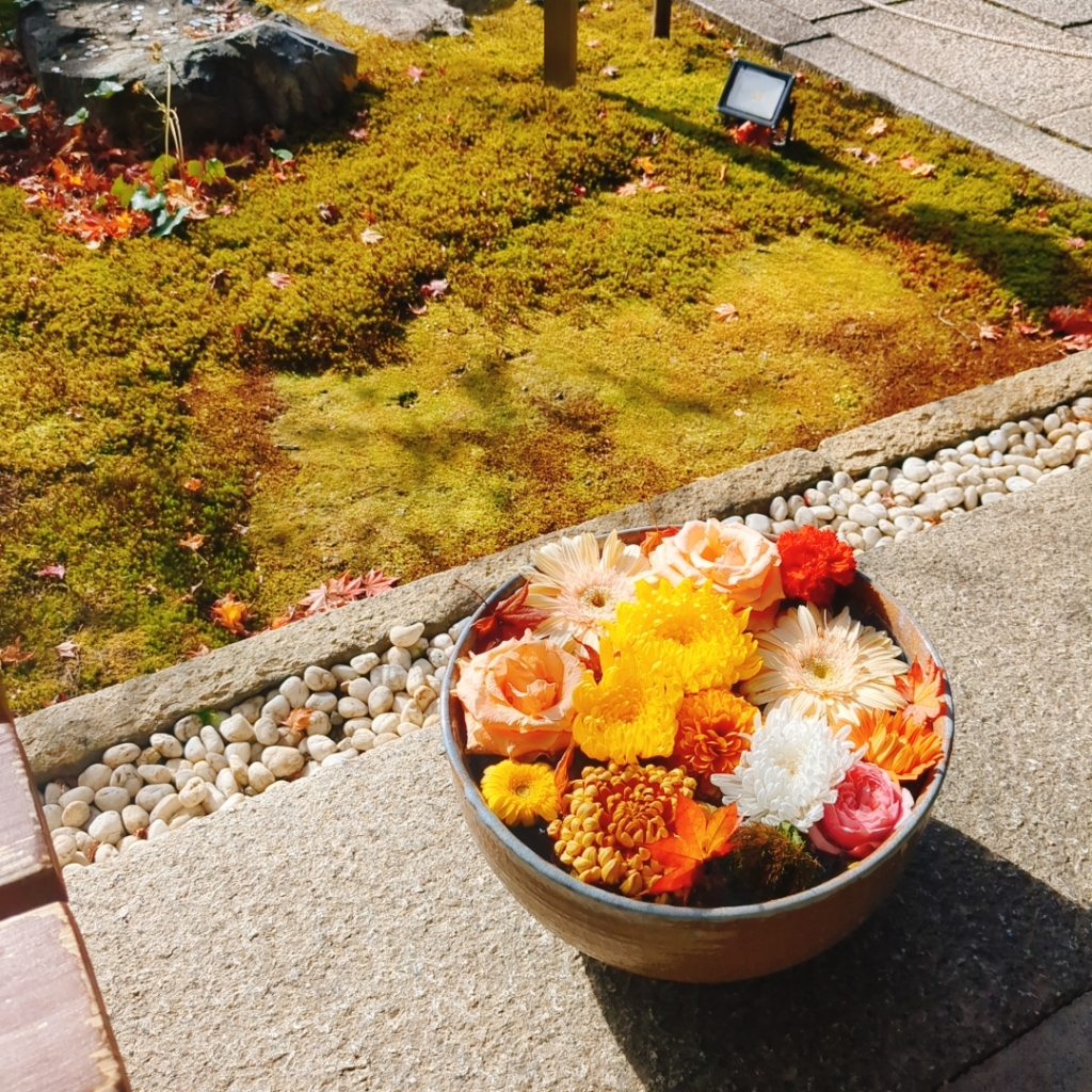 勝林寺の花手水