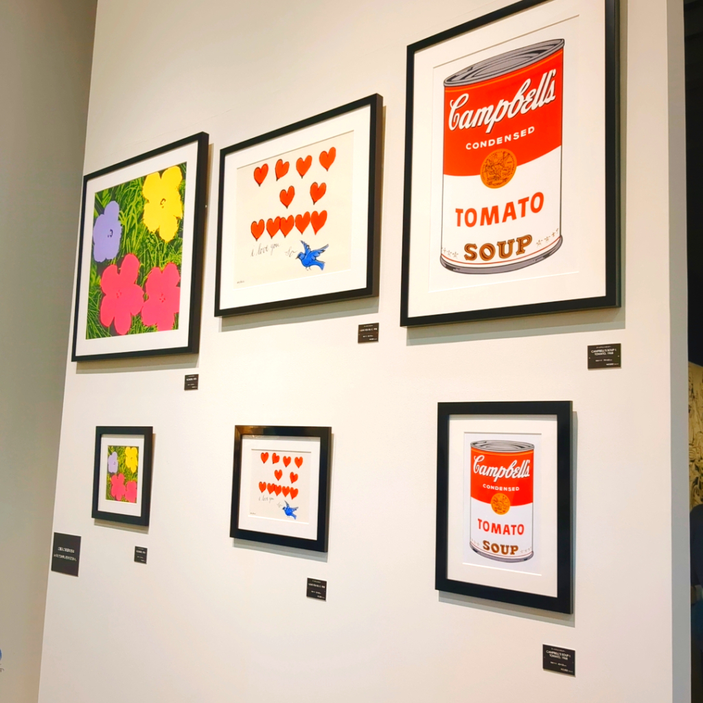 京セラ美術館のアンディ・ウォーホル展のお土産コーナー