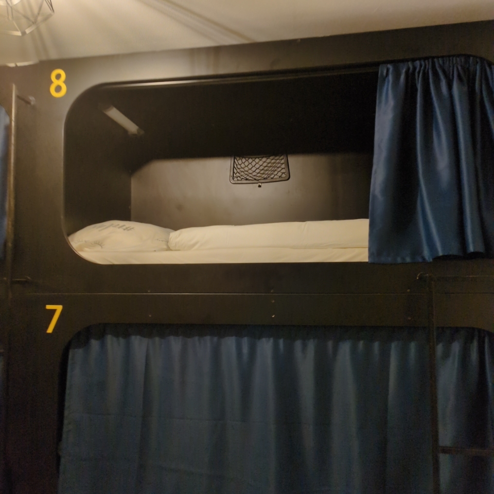 ドミトリーのベッドの様子