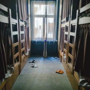 女性がヨーロッパで安い相部屋のホテル、ホステル、ドミトリーに宿泊するのは安全or危険？治安は？